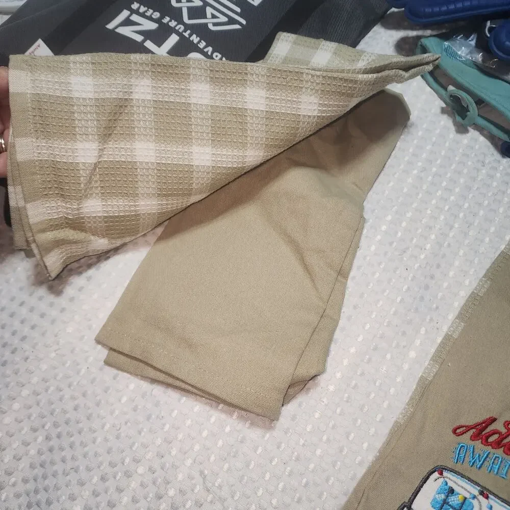 WHITE RIVER NWT 2 SETS OF RV ADVENTURE AWAITS DISH TOWEL SET TAN.